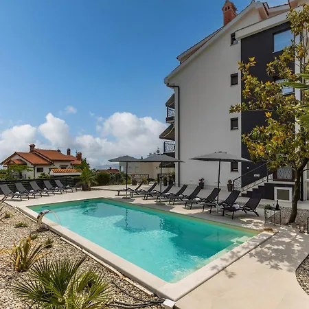 Adriatic, Enio With Swimming Pool, Panoramic Sew View, Free Parking *