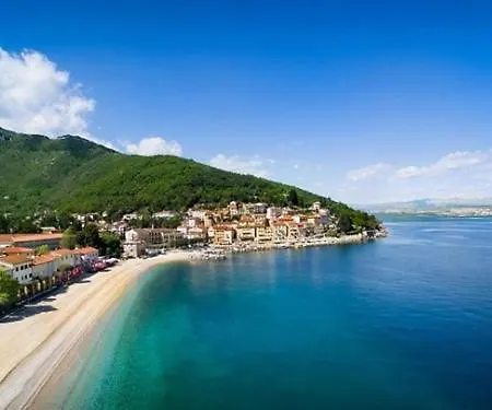 Adriatic, Enio With Swimming Pool, Panoramic Sew View, Free Parking Apartment