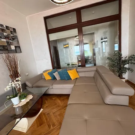 Adriatic, Enio With Swimming Pool, Panoramic Sew View, Free Parking Apartment *