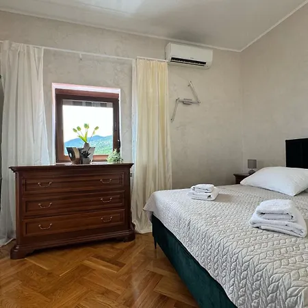 Apartment Adriatic, Enio With Swimming Pool, Panoramic Sew View, Free Parking *